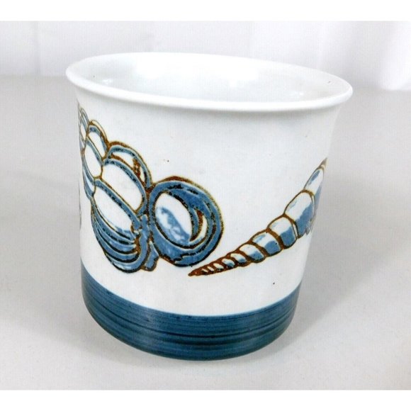 Seashell Coffee Mug Cup Teacup White/Blue Ceramic - Picture 9 of 11